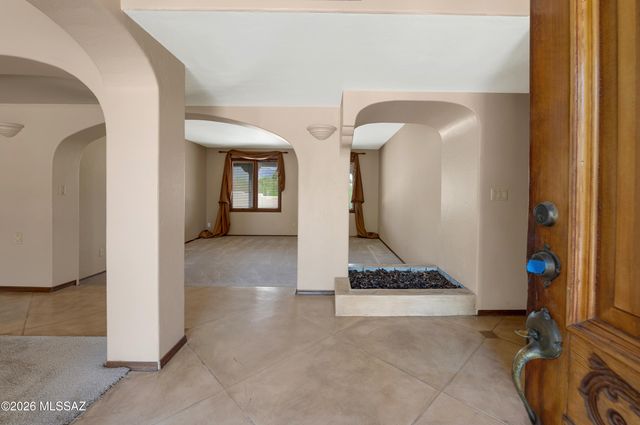 3990 N Ridgecrest Drive, Tucson, AZ 85750