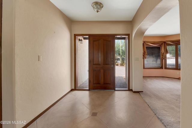 3990 N Ridgecrest Drive, Tucson, AZ 85750