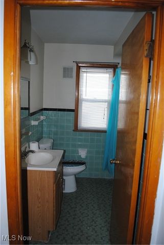 24850 Zeman Avenue, Euclid, OH 44123