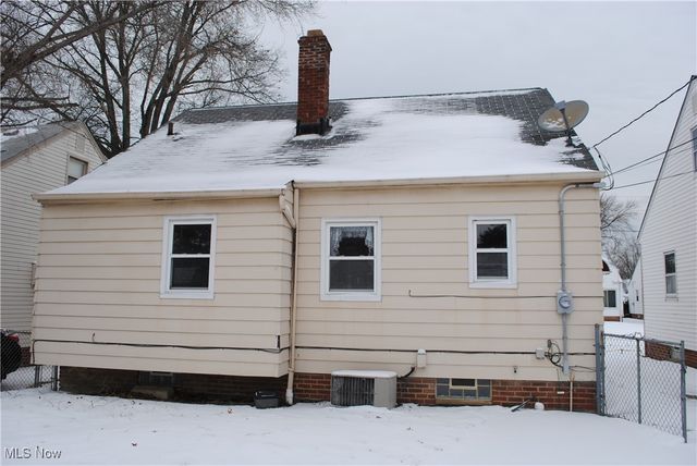 24850 Zeman Avenue, Euclid, OH 44123