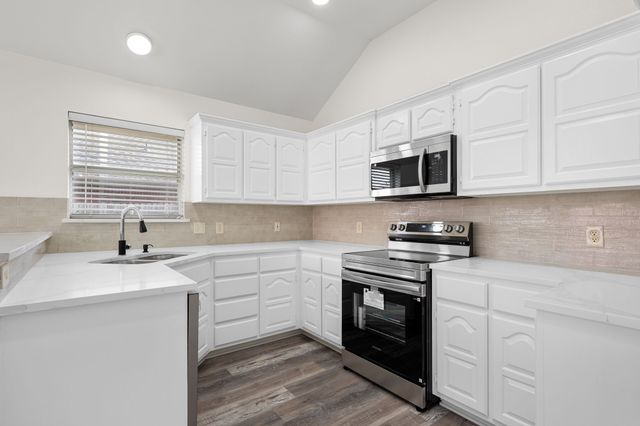 315 Myrtle Avenue, Waxahachie, TX 75165