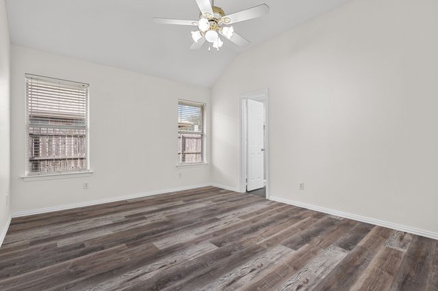 315 Myrtle Avenue, Waxahachie, TX 75165