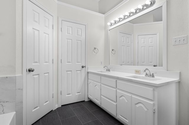 315 Myrtle Avenue, Waxahachie, TX 75165