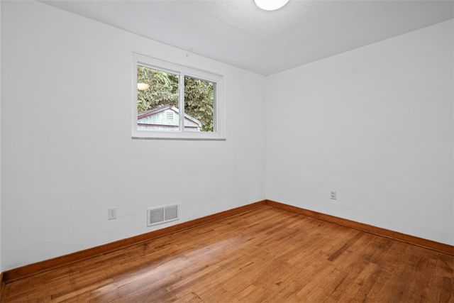 2143 Plainview Ave, Brookline, PA 15226