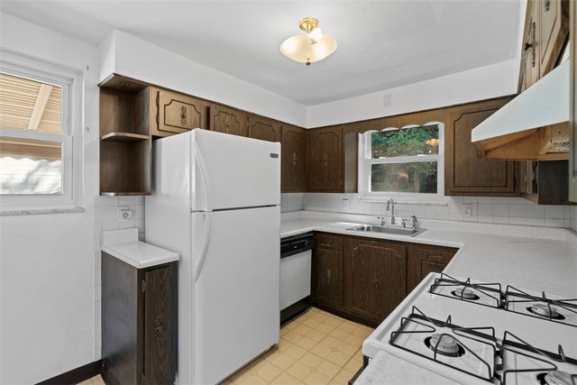 2143 Plainview Ave, Brookline, PA 15226