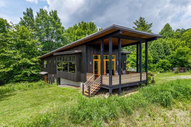 601 and 478 Freedom Cove Drive, Marshall, NC 28753