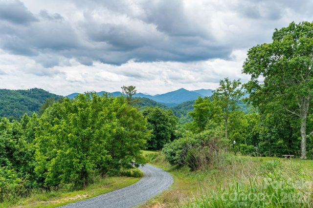 601 and 478 Freedom Cove Drive, Marshall, NC 28753