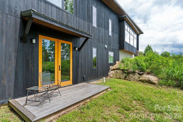 601 and 478 Freedom Cove Drive, Marshall, NC 28753