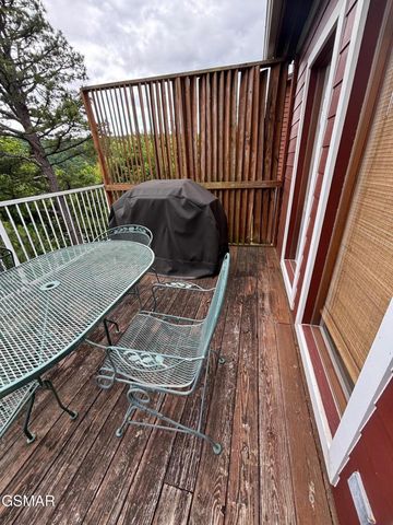 1226 Sky High Way # 6, Gatlinburg, TN 37738