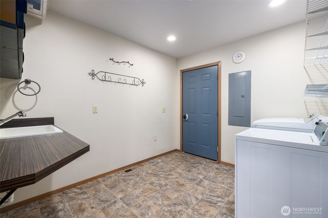 965 N Fruitdale Road, Sedro Woolley, WA 98284