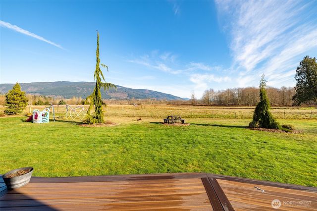 965 N Fruitdale Road, Sedro Woolley, WA 98284