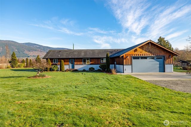 965 N Fruitdale Road, Sedro Woolley, WA 98284