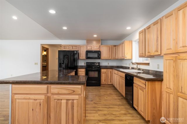 965 N Fruitdale Road, Sedro Woolley, WA 98284