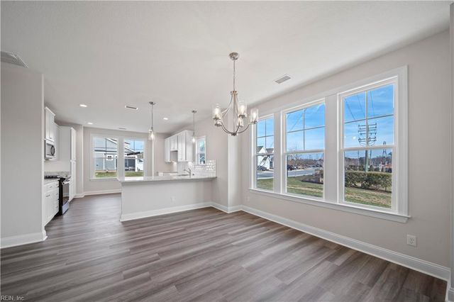 4719 Mahogany RN, Chesapeake, VA 23321