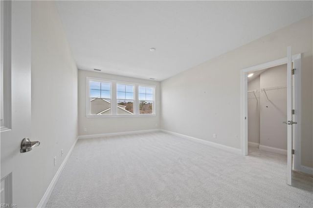 4719 Mahogany RN, Chesapeake, VA 23321