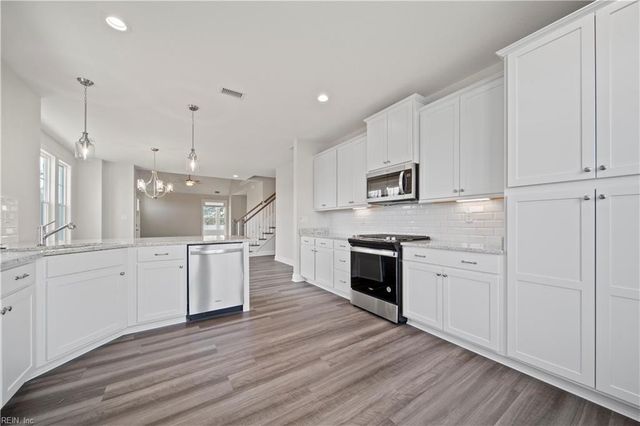 4719 Mahogany RN, Chesapeake, VA 23321