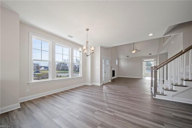 4719 Mahogany RN, Chesapeake, VA 23321