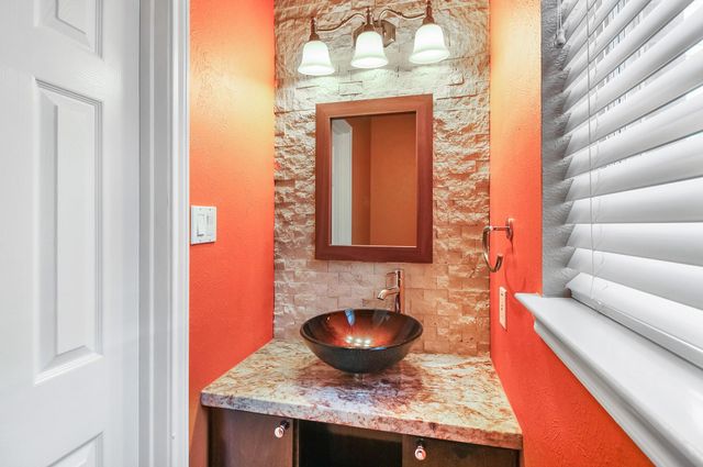 803 Chisel Point Drive, Houston, TX 77094