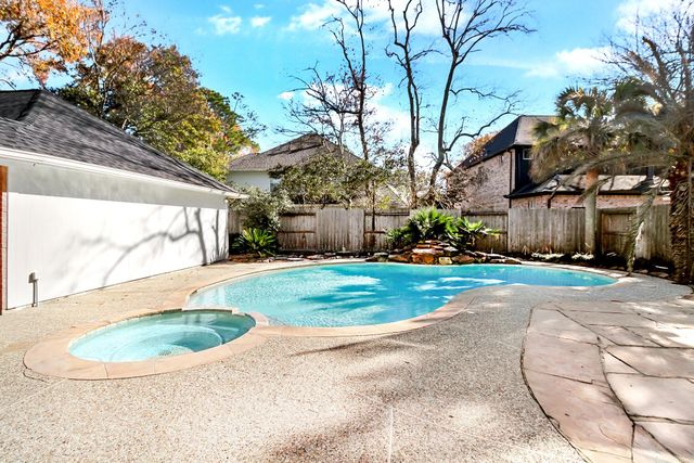 803 Chisel Point Drive, Houston, TX 77094
