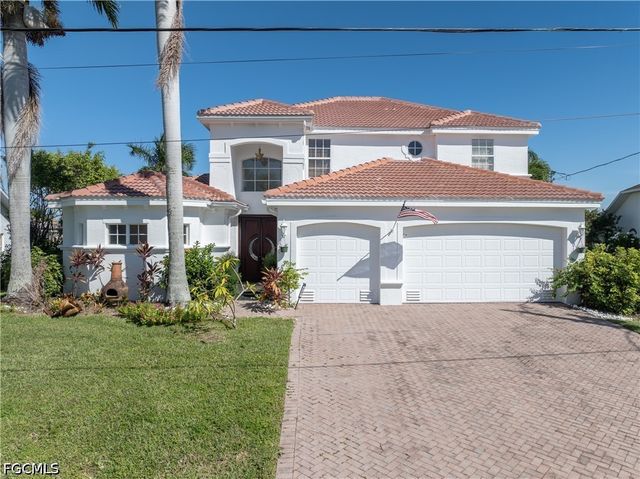 3101 SW 26th PL, Cape Coral, FL 33914