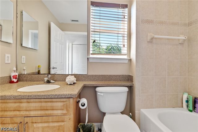 3101 SW 26th PL, Cape Coral, FL 33914