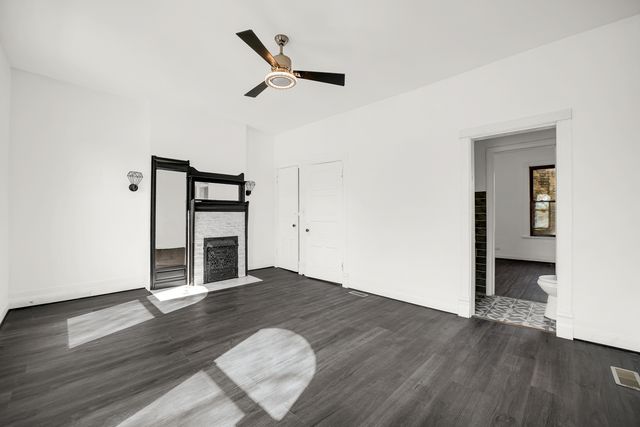 928 E 46th Street, Chicago, IL 60653