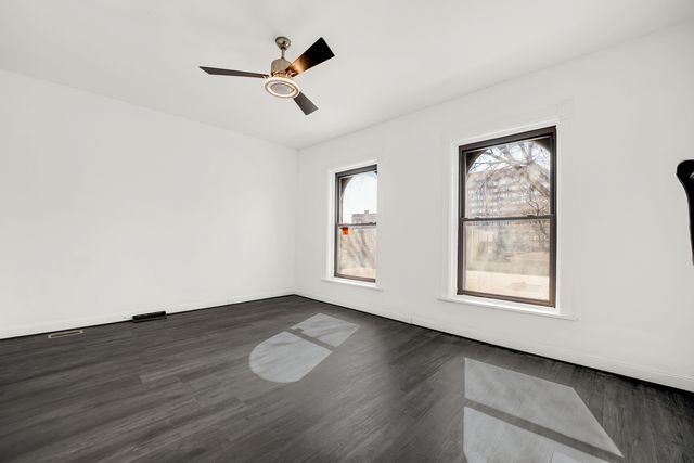 928 E 46th Street, Chicago, IL 60653