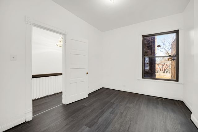 928 E 46th Street, Chicago, IL 60653