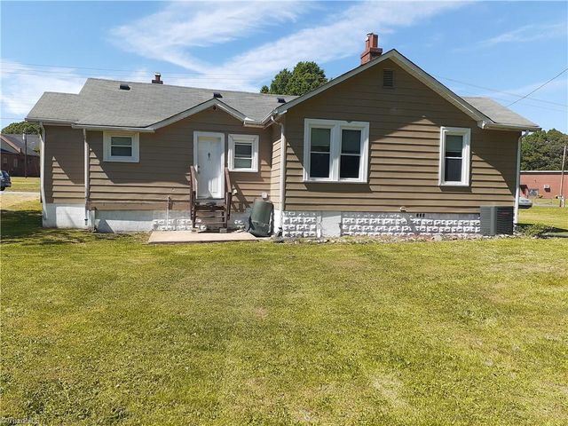 1714 Stadium Drive, Eden, NC 27288