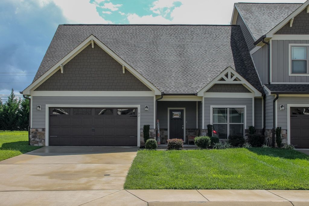 92 Island Way, Winchester, TN 37398