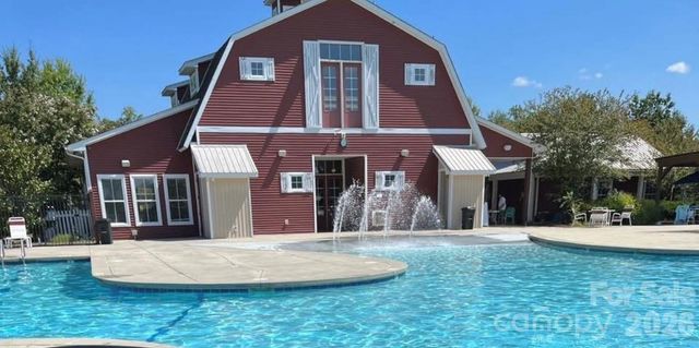 3050 Streamside Drive, Davidson, NC 28036