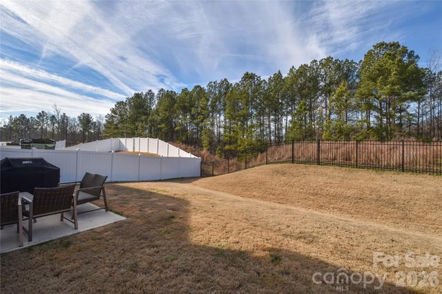3050 Streamside Drive, Davidson, NC 28036