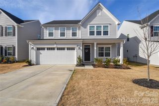 3050 Streamside Drive, Davidson, NC 28036
