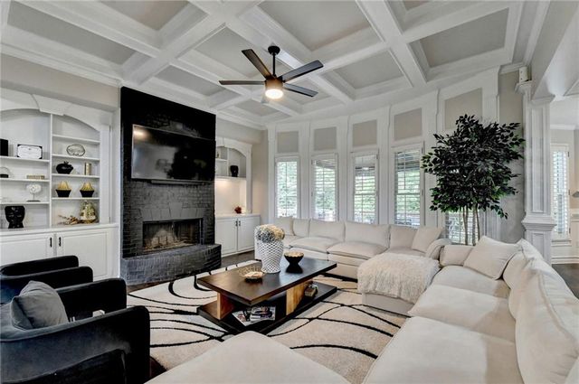 2420 Hopehaven Way, Hoschton, GA 30548