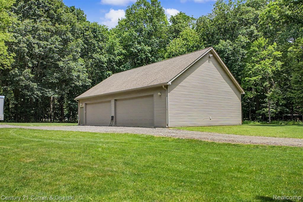 11343 Philway Court, Brighton, MI 48114