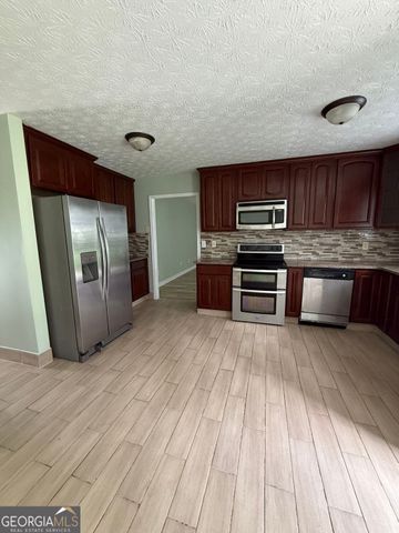 755 Tara Bend, Hampton, GA 30228