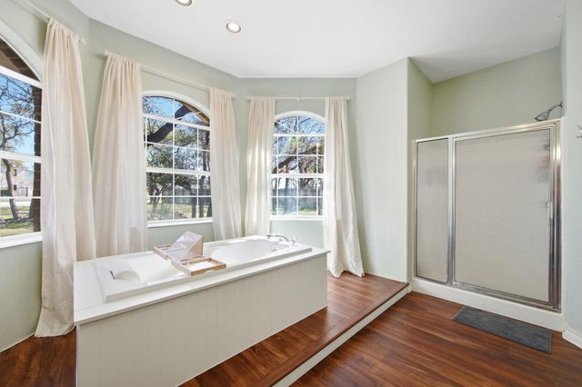 75 Four T Ranch RD, Georgetown, TX 78633