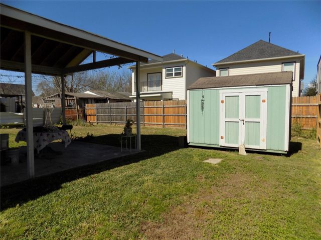 5016 Creekmont Drive, Houston, TX 77091