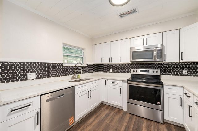 895 SW 80TH AVENUE, Ocala, FL 34481