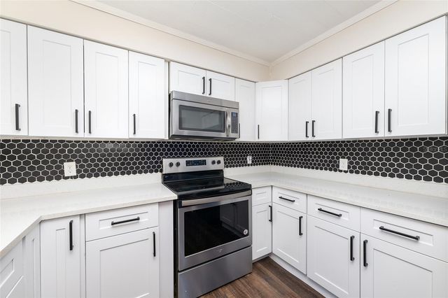 895 SW 80TH AVENUE, Ocala, FL 34481