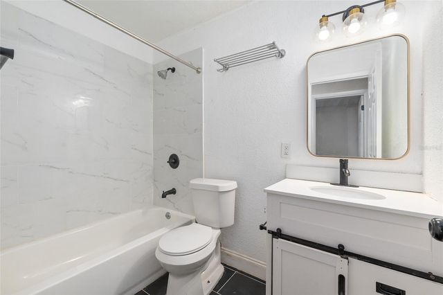 895 SW 80TH AVENUE, Ocala, FL 34481