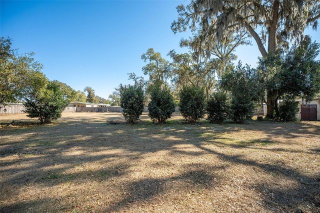 895 SW 80TH AVENUE, Ocala, FL 34481