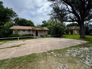 1115 Alexander Road, Stephenville, TX 76401