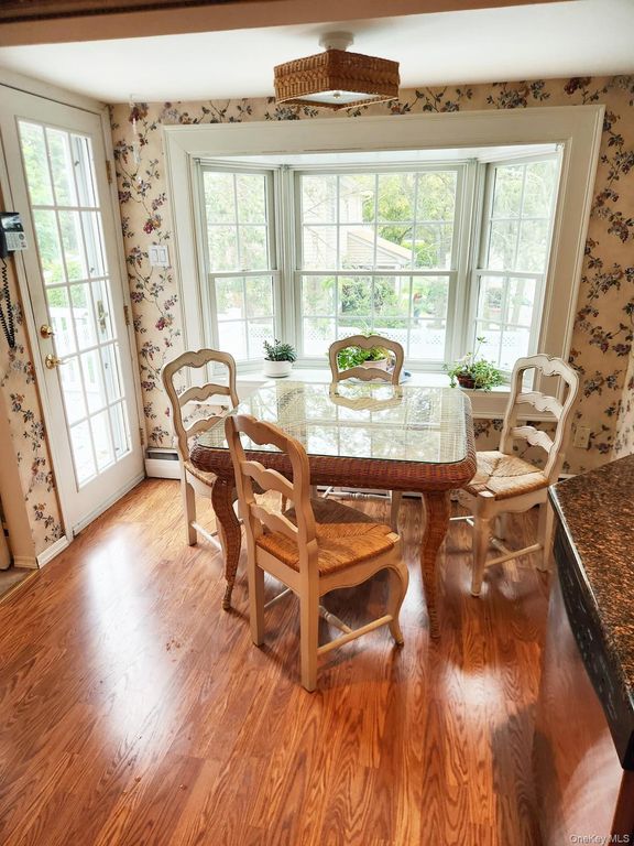 7 Bertlee Drive, Huntington Station, NY 11746 — photo 5