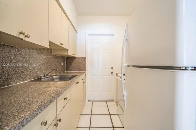 400 81 ST 3, Miami Beach, FL 33141