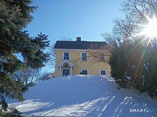 15 Woodruff Street, Southington, CT 06489