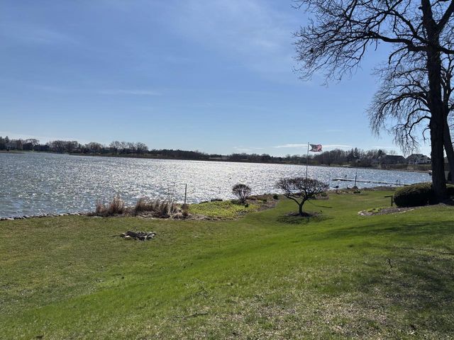 S106W20597 N Shore DRIVE, Muskego, WI 53150