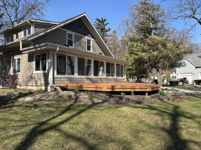 S106W20597 N Shore DRIVE, Muskego, WI 53150