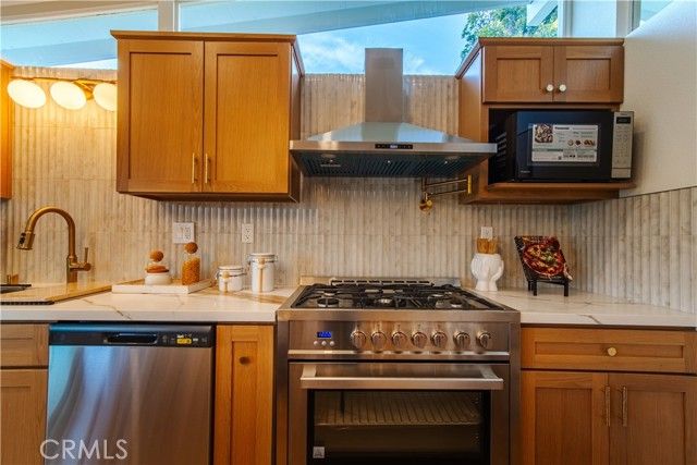 236 Mission Dr, Fullerton, CA 92831
