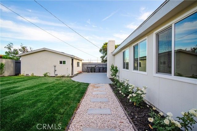 236 Mission Dr, Fullerton, CA 92831